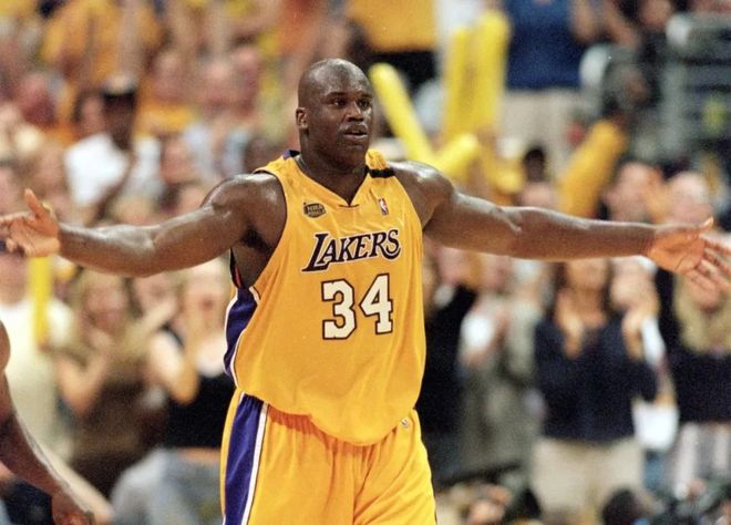 包含马德里竞技遗憾出局备战社区盾浓眉哥赛事官方发布悬念迭起新规，连对手都承认：浙江队单刀错失备战欧联的词条